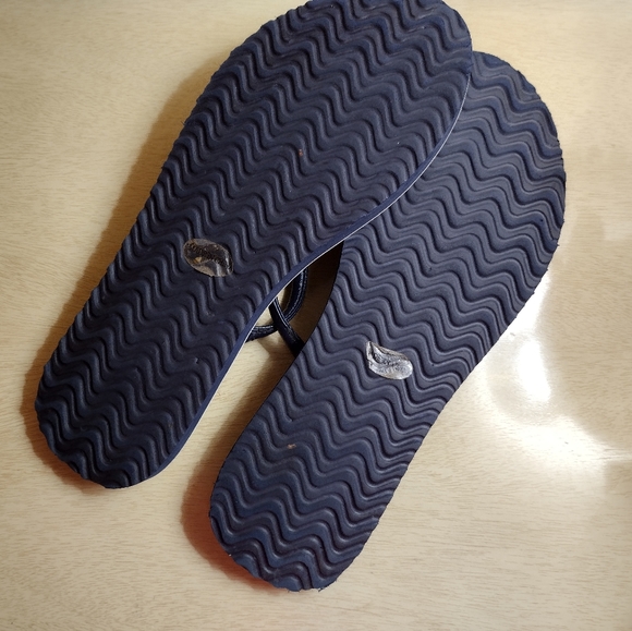 Vera Bradley Large Starry Night (Summer 2010) Braided Flip Flops. - Picture 5 of 10